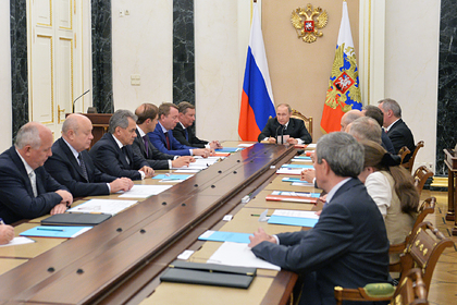Путин внезапно собрал совещание с Шойгу и Чемезовым