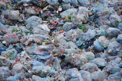 Минпромторг выступает за поэтапное сокращение использования пластика в упаковке